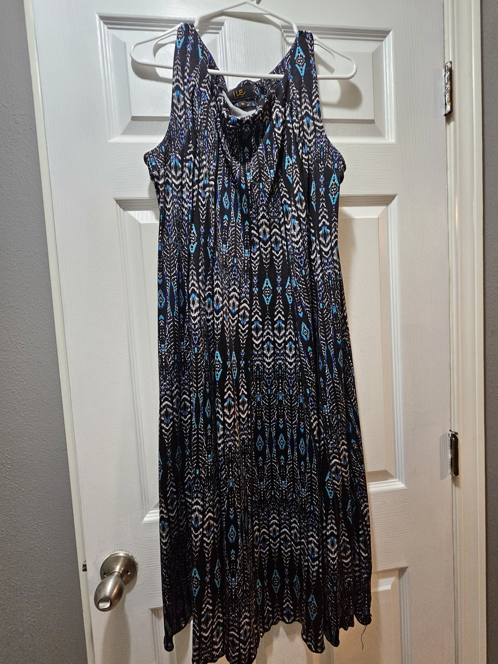 Sleeveless Black & Blue Patterned Women’s Dress